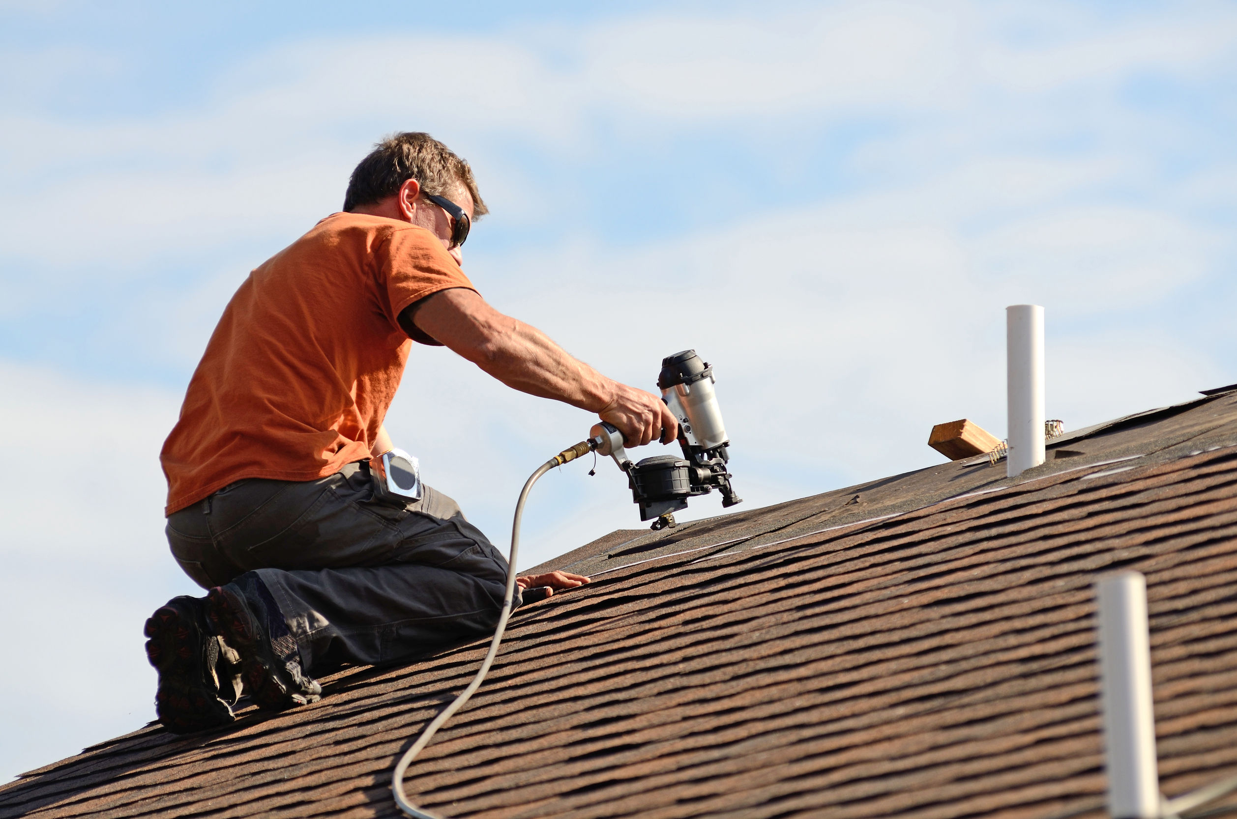 Contact Experienced Roofing Contractors in Greenville, SC, for Any and All Roofing Problems